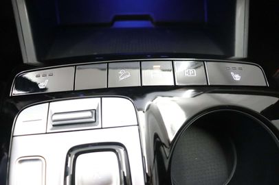 Car image 31