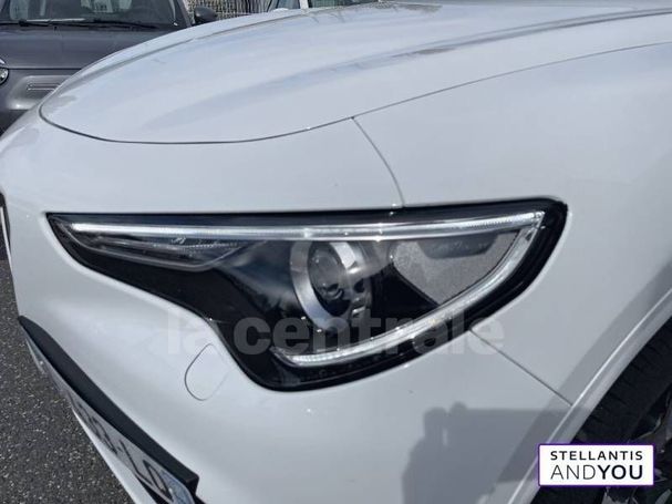 Alfa Romeo Stelvio 2.2 AT8 Q4 154 kW image number 16