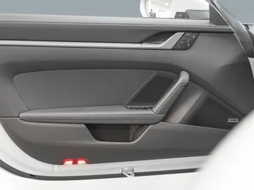 Car image 36