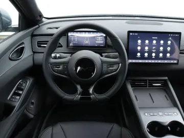 Car image 43