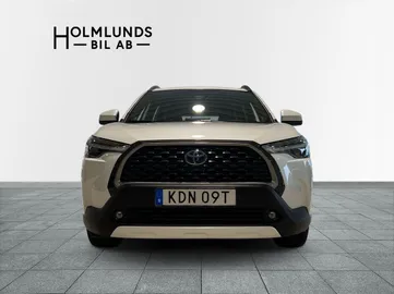 Car image 2