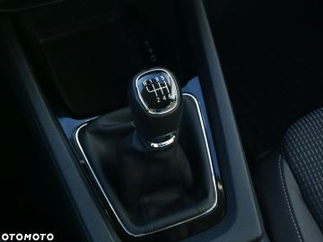 Car image 36