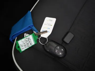 Car image 41