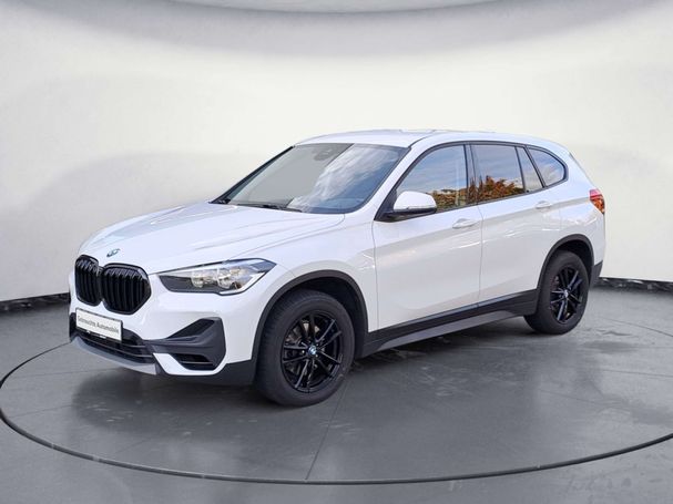 BMW X1 sDrive18i Advantage 103 kW image number 1