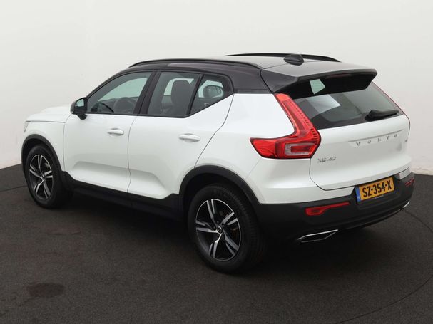 Volvo XC40 T3 115 kW image number 3