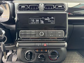 Car image 36