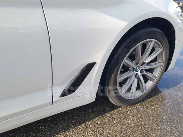 BMW 520d 140 kW image number 36