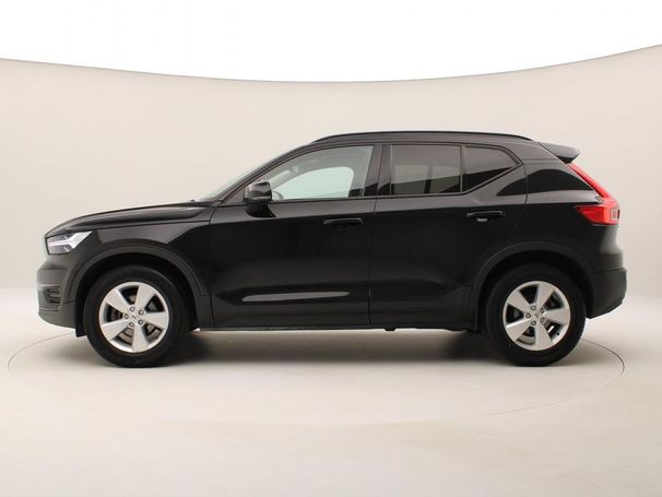 Volvo XC40 D3 Momentum 110 kW image number 9