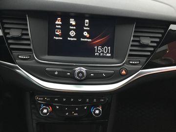 Car image 14