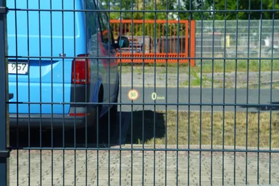 Car image 37