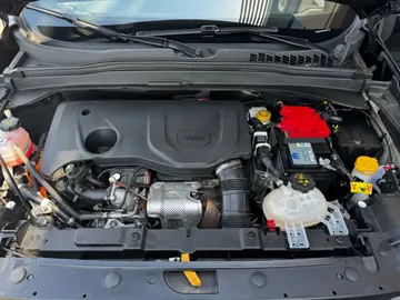 Car image 43