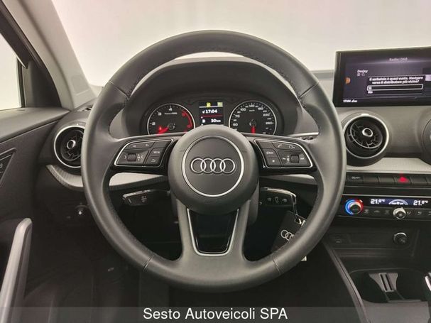 Audi Q2 35 TDI S tronic Business 110 kW image number 6