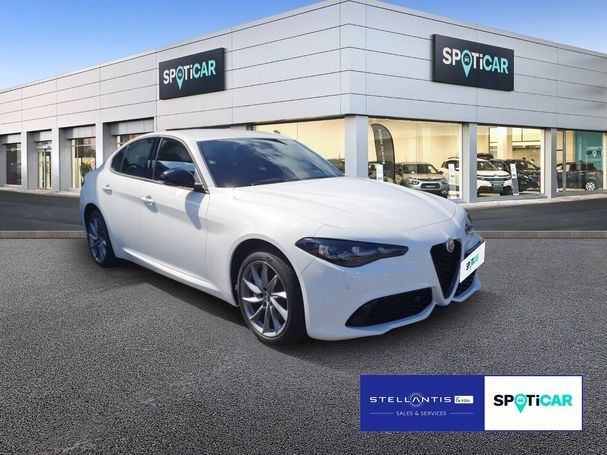 Alfa Romeo Giulia Q4 206 kW image number 2