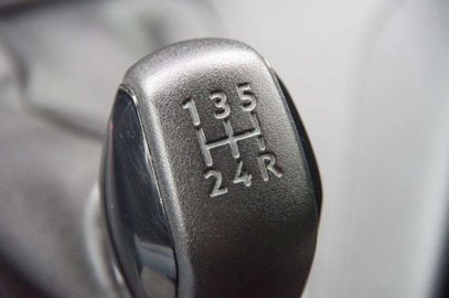 Car image 31