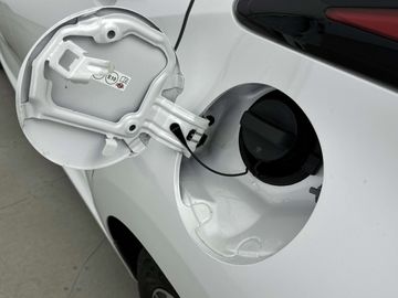 Car image 37