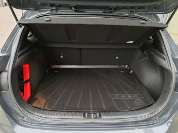 Car image 37