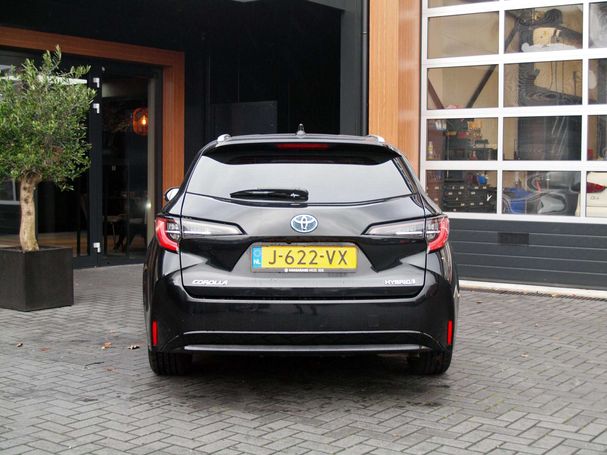 Toyota Corolla 1.8 Hybrid Touring Sports 90 kW image number 9