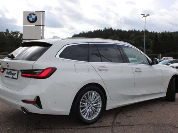 BMW 320d Touring xDrive 140 kW image number 4