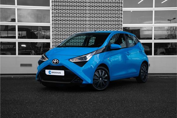 Toyota Aygo 54 kW image number 2