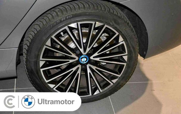 BMW 225e Active Tourer e xDrive 180 kW image number 16