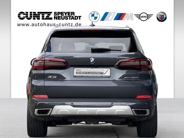 BMW X5 xDrive30d 210 kW image number 3