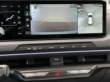 Car image 23