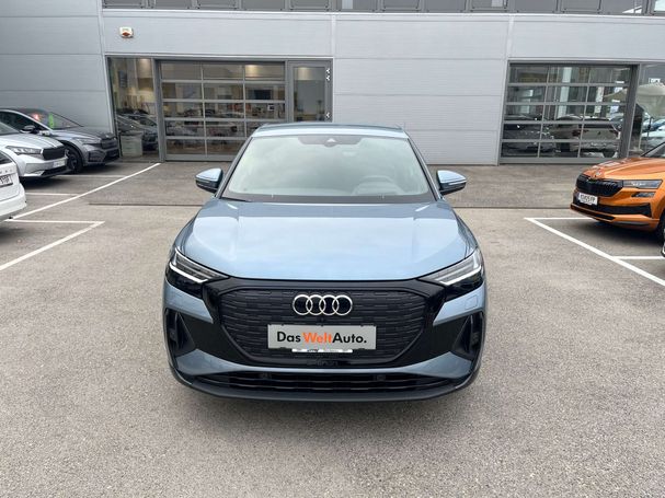 Audi Q4 50 quattro e-tron 220 kW image number 2