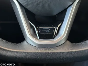 Car image 40