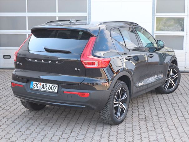 Volvo XC40 B3 Plus Dark 120 kW image number 18