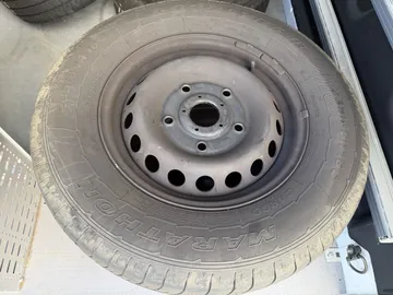 Car image 21