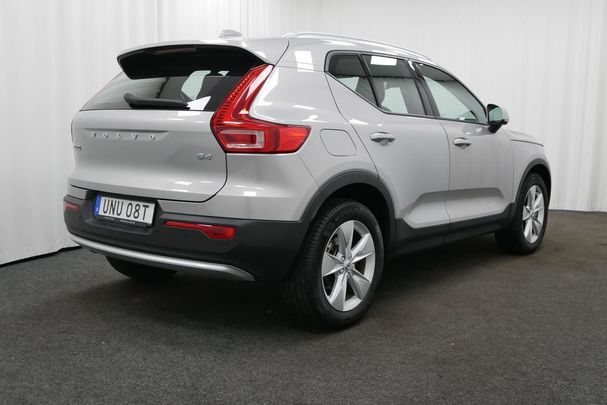 Volvo XC40 B4 Core 147 kW image number 4