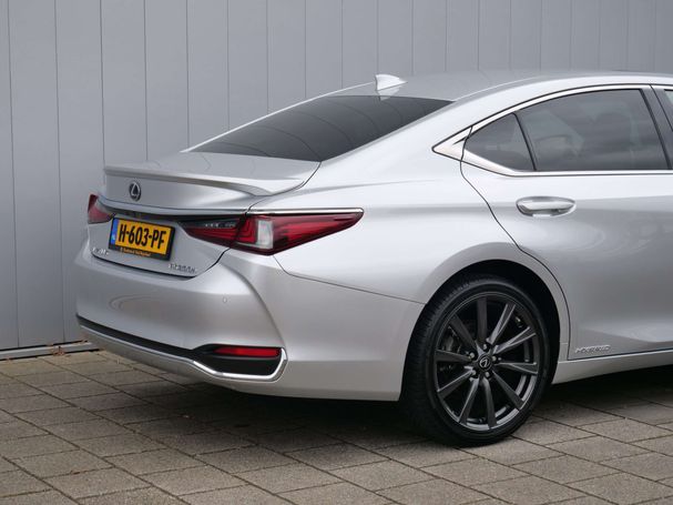 Lexus ES 300 H 160 kW image number 3