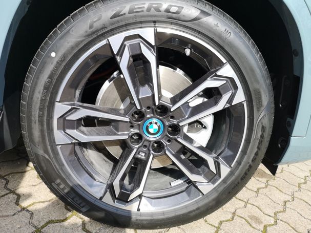 BMW iX1 xDrive M Sport 200 kW image number 22