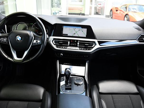 BMW 320d Sport Line 140 kW image number 5