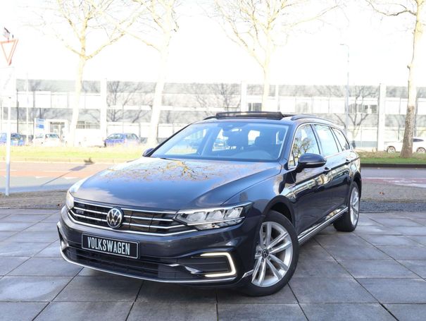 Volkswagen Passat GTE DSG 160 kW image number 1