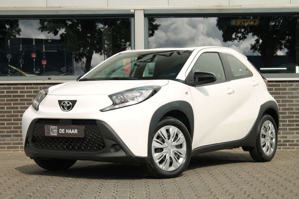 Toyota Aygo X 1.0 VVT-i 53 kW image number 1