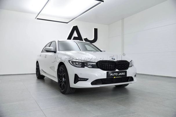 BMW 320d xDrive 140 kW image number 1