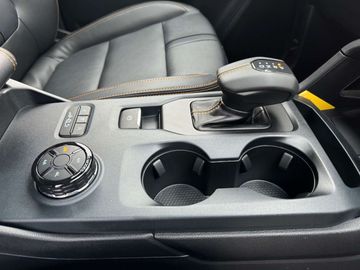 Car image 30