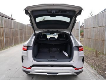 Car image 36