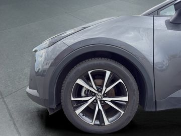 Car image 21