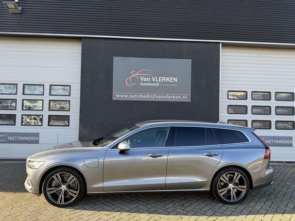 Volvo V60 T8 Twin Engine Inscription AWD 287 kW image number 3