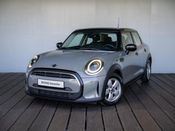 Car image 30
