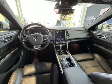 Car image 44