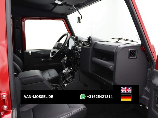 Land Rover Defender 291 kW image number 28