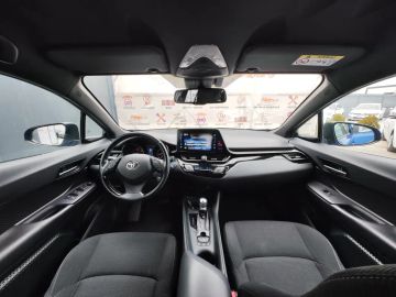 Car image 11