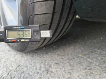 Car image 31