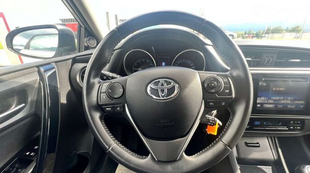 Toyota Auris T 1.2 85 kW image number 12