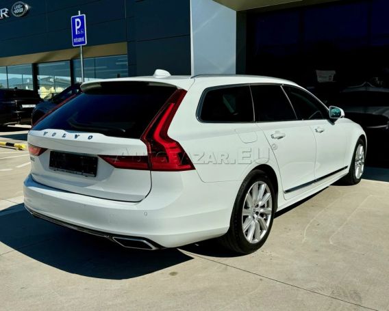 Volvo V90 D4 Inscription T8 140 kW image number 6