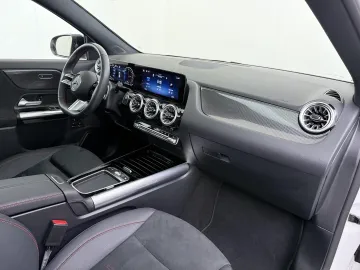 Car image 49