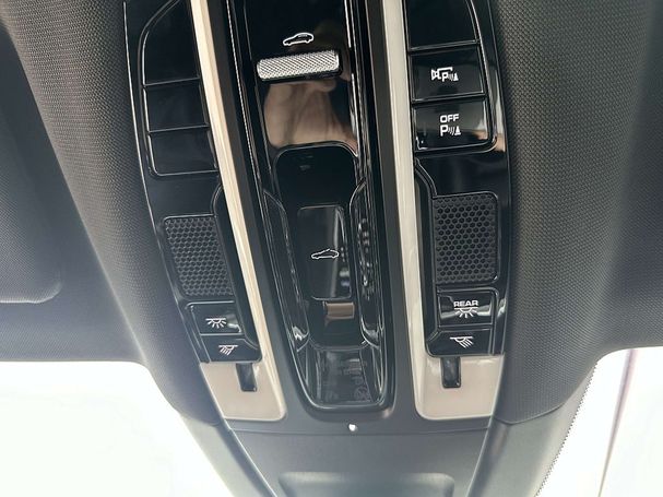 Porsche Panamera 4 S E-Hybrid 412 kW image number 43